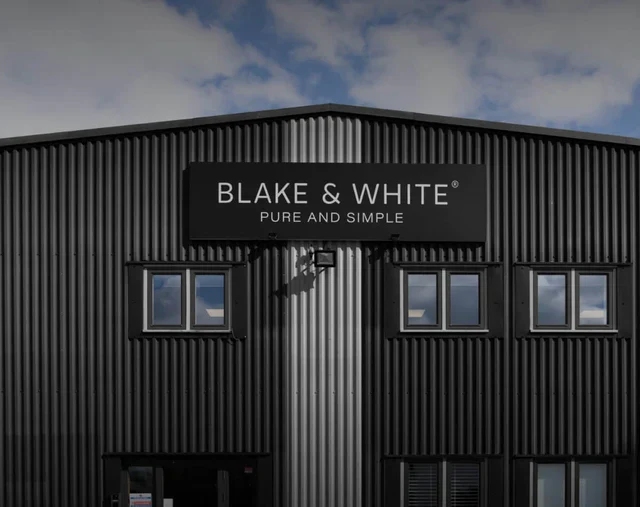 Blake And White 1024 X 1024 D 63 E 25 A 3 4 B 9 B 4 Ae 5 Bd 36 281 A 92675 Ee 9